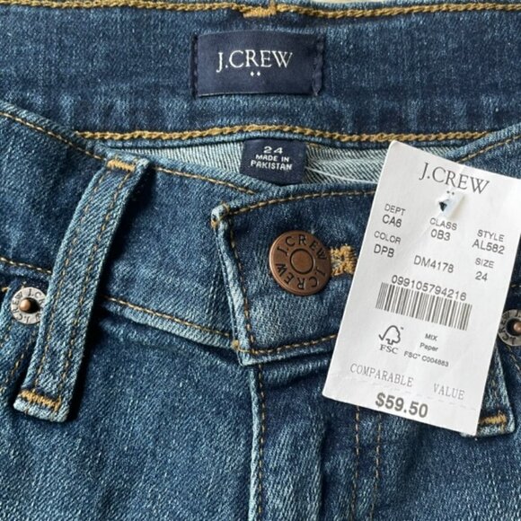 J. CREW FACTORY Cuffed Hem Denim Jean Shorts, Size 24 - NWT - Picture 6 of 7